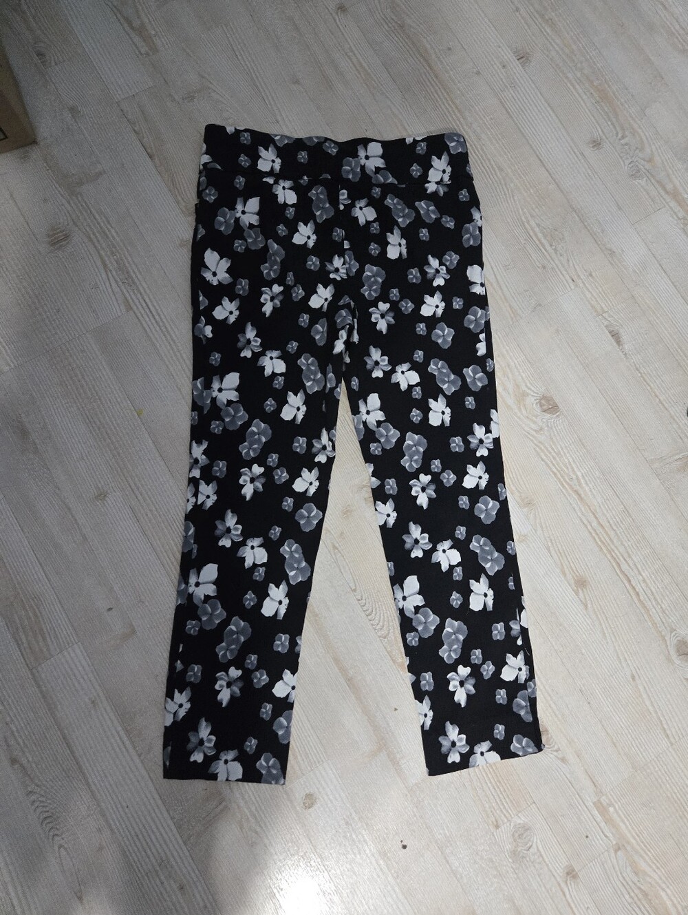 Jules & Leopold Medium Womens Pants